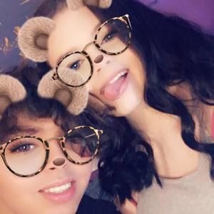 Meet your Posher, Lilly